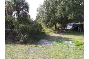 6155 Hughes Ave, Fort Myers, FL 33905 - MLS#A11990587