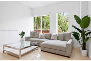 781 Crandon Blvd 106 Key Biscayne, FL 33149 - MLS#A11990612