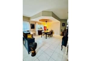 1040 Nw 185th Ave Pembroke Pines, FL 33029 - MLS#A11990660