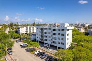 1990 Marseille Dr APT 402, Miami Beach, FL 33141, - MLS#A11990670