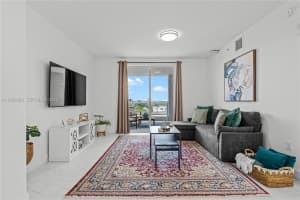 1850 Monroe St , Hollywood, FL 33020 - MLS#A11990688