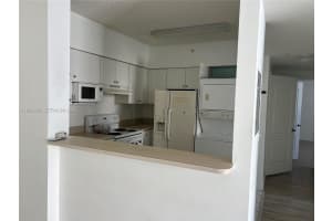 5091 Nw 7th St 1010 Miami, FL 33126 - MLS#A11990699