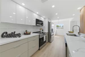 800 Sw 125th Way 312o, Pembroke Pines