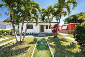 1470 Nw 51st Ter, Miami