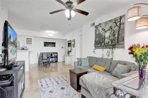 2640 S University Dr 112 Davie, FL 33328 - MLS#A11990716