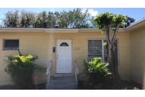 2210 Ne 170th St 2220 North Miami Beach, FL 33160 - MLS#A11990723