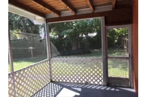 2210 Ne 170th St 2220 North Miami Beach, FL 33160 - MLS#A11990723