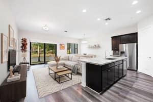 11724 Sw 13th Ln Pembroke Pines, FL 33025 - MLS#A11990733