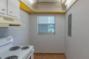 9325 Lagoon Pl 105 Davie, FL 33324 - MLS#A11990736