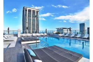 1010 Brickell Ave 3211, Miami