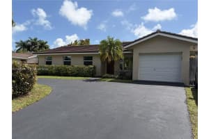 9014 Sw 163rd Ter, Palmetto Bay