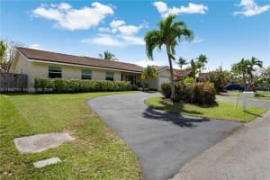 9014 163rd Ter , Palmetto Bay, FL 33157 - MLS#A11990751