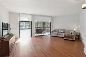 3101 Country Club Dr , Aventura, FL 33180 - MLS#A11990759