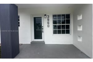 3960 Nw 174th St Miami Gardens, FL 33055 - MLS#A11990795