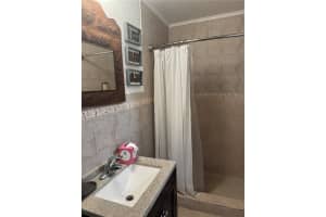 6126 61st St , South Miami, FL 33143 - MLS#A11990797