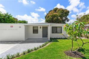 328 Sw 11th Ave Delray Beach, FL 33444 - MLS#A11990809