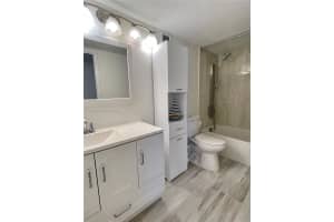 2101 Atlantic Shores Blvd 320 Hallandale Beach, FL 33009 - MLS#A11990813