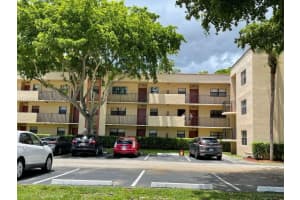 3410 Foxcroft Rd , Miramar, FL 33025 - MLS#A11990836