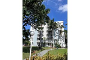486 NW 165th St APT B405, Miami, FL 33169, - MLS#A11990856