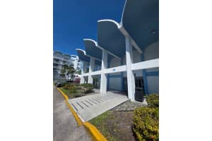 486 NW 165th St APT B405, Miami, FL 33169, - MLS#A11990856