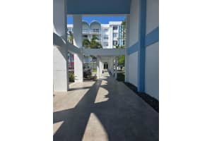486 NW 165th St APT B405, Miami, FL 33169, - MLS#A11990856