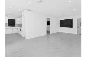 4900 Nw 14th St Lauderhill, FL 33313 - MLS#A11990860