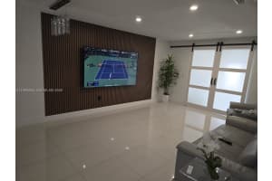 12610 Nw 11th Ter Miami, FL 33182 - MLS#A11990868