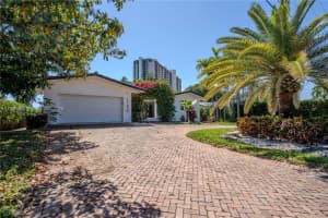 11450 N Bayshore Dr North Miami, FL 33181 - MLS#A11990908