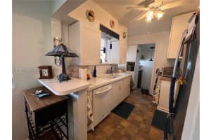 151 W 63rd St, Hialeah, FL 33012, - MLS#A11990924