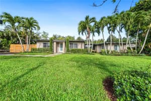 217 E Acre Dr, Plantation, FL 33317, - MLS#A11990972