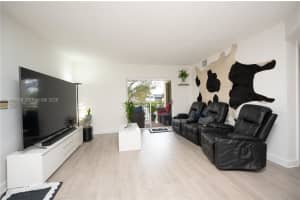 18890 Nw 57 Ave 210 Hialeah, FL 33015 - MLS#A11990998