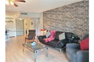 2061 Nw 47th Ter 205 Lauderhill, FL 33313 - MLS#A11991016