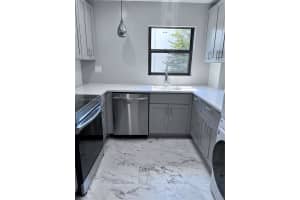 1617 Jefferson Ave 204, Miami Beach