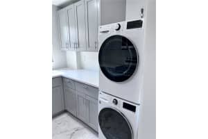 1617 Jefferson Ave 204 Miami Beach, FL 33139 - MLS#A11991023