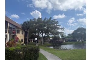 2 Briarwood Cir 212 Hollywood, FL 33024 - MLS#A11991031