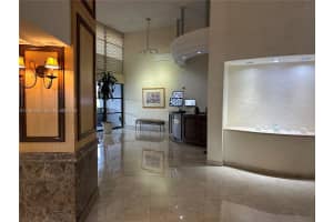 600 Parkview Dr 717 Hallandale Beach, FL 33009 - MLS#A11991033