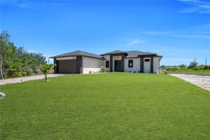 2707 29th St SW, Lehigh Acres, FL 33976, - MLS#A11991051