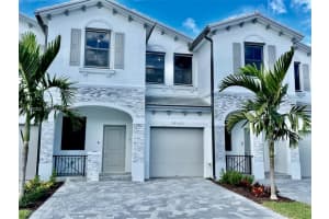 28562 Sw 134th Ct, Miami