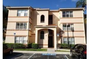 3390 N Pinewalk Dr N 1027, Margate