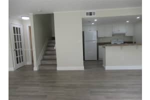 6825 Sw 45th Ln 12 Miami, FL 33155 - MLS#A11991080