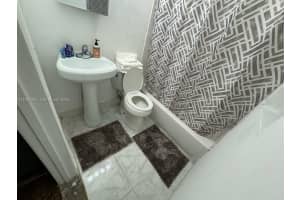 1086 NW 110th St #3, Miami, FL 33168, - MLS#A11991105