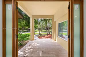 8201 150th Dr , Palmetto Bay, FL 33158 - MLS#A11991108