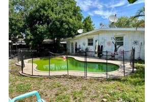 51 Davis Rd Palm Springs, FL 33461 - MLS#A11991114