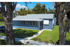 501 110th Ter , Miami, FL 33161 - MLS#A11991117