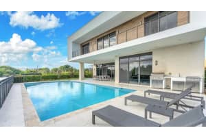 16772 Botaniko Dr S, Weston