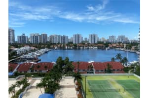 3640 Yacht Club Dr , Aventura, FL 33180 - MLS#A11991140