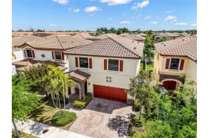 8841 W 34th Ct Hialeah, FL 33018 - MLS#A11991149