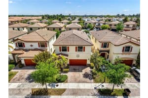 8841 W 34th Ct Hialeah, FL 33018 - MLS#A11991149