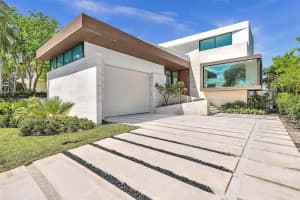 535 N Shore Dr Miami Beach, FL 33141 - MLS#A11991150