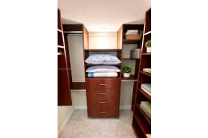 1980 S Ocean Dr 12l Hallandale Beach, FL 33009 - MLS#A11991158